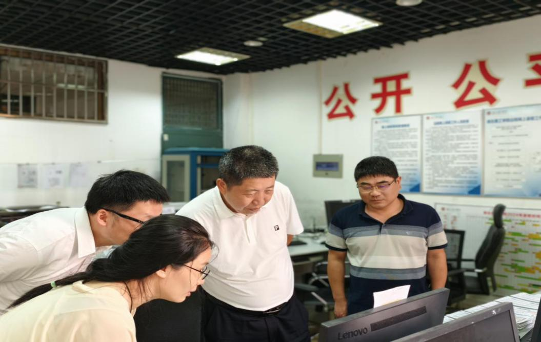 张方胜书记巡视招生录取现场
